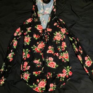 NWOT_Hooded blouse black with pink floral and front pocket (XS/1)_No Boundaries